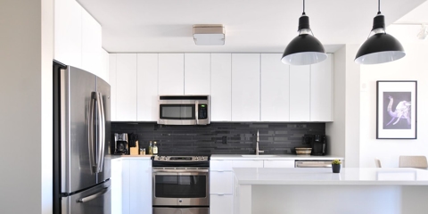 How to Pack Your Kitchen When Moving Photo