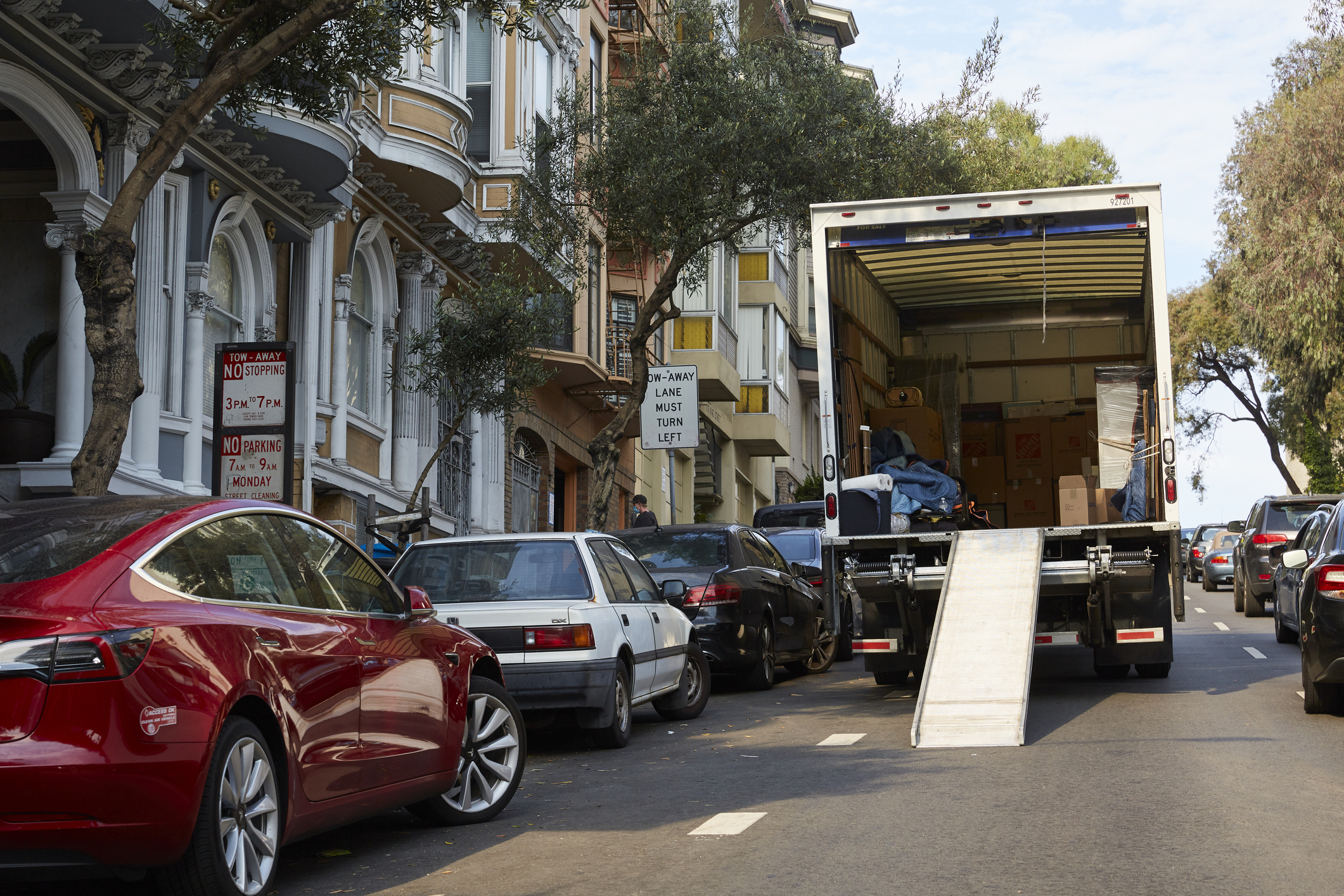 AQMS moving truck in Santa Clarita city